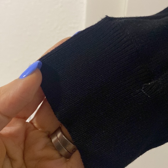 White House | Black Market 1/2 Sleeve Lightweight Sweater /Size XS - Picture 2 of 5